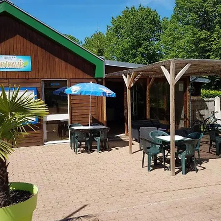 Camping Mobil-home Cosy 2 Pers Avec Terrasse - Api-1-52-891