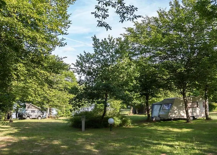 Camping Mobil-home Cosy 2 Pers Avec Terrasse - Api-1-52-891 Isle-et-Bardais